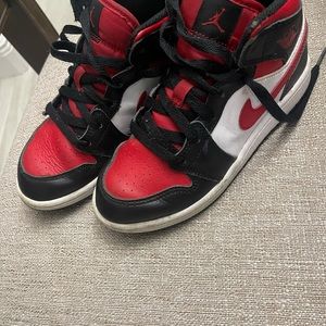 Kids Jordan’s size 1 EUC